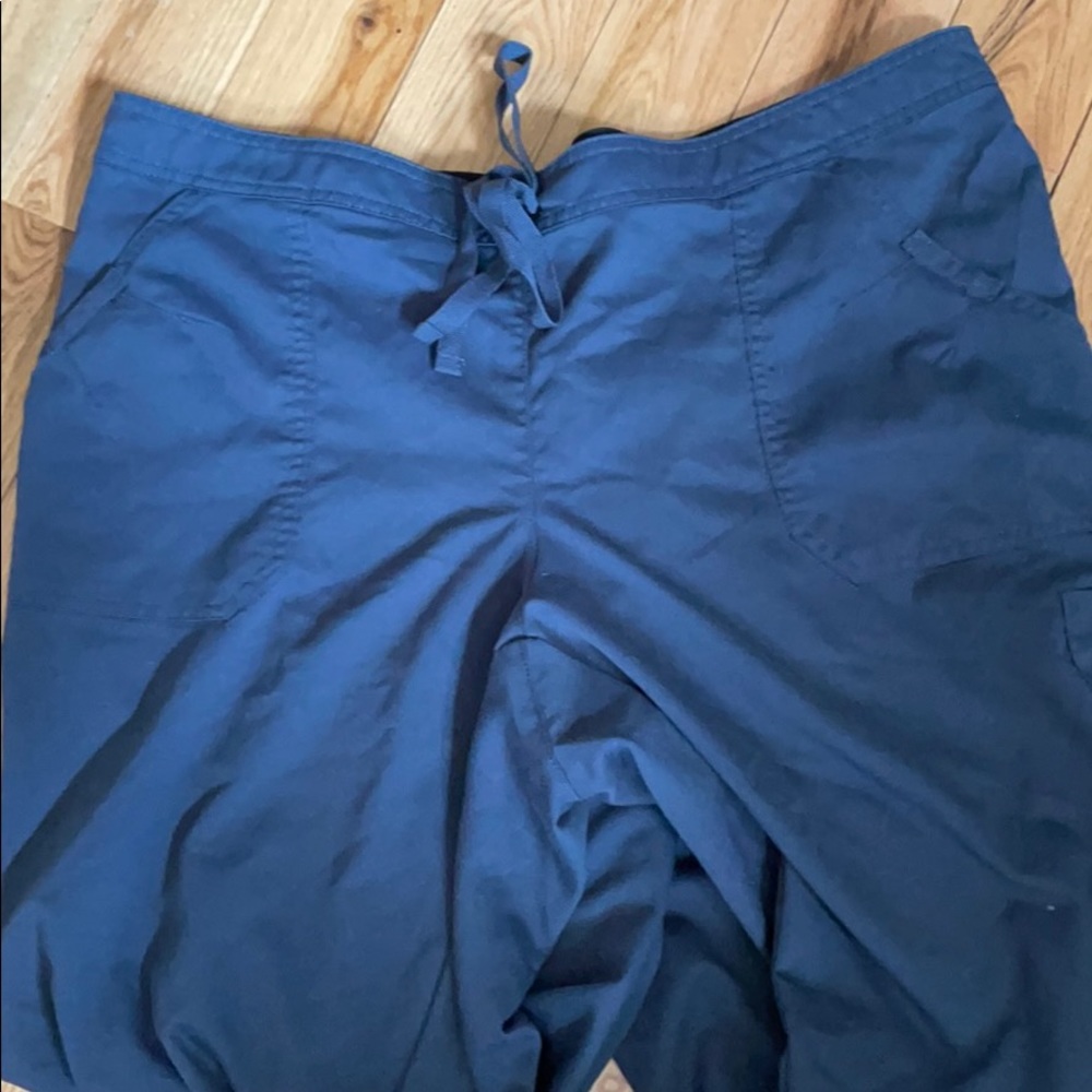 Grey’s Anatomy cargo scrub pants
